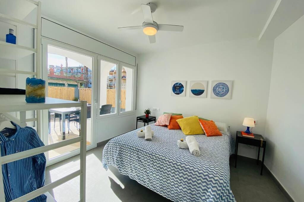 רוזס 70 M2, Apartamento Cerca De La Playa, Apto Minusvalidos. מראה חיצוני תמונה