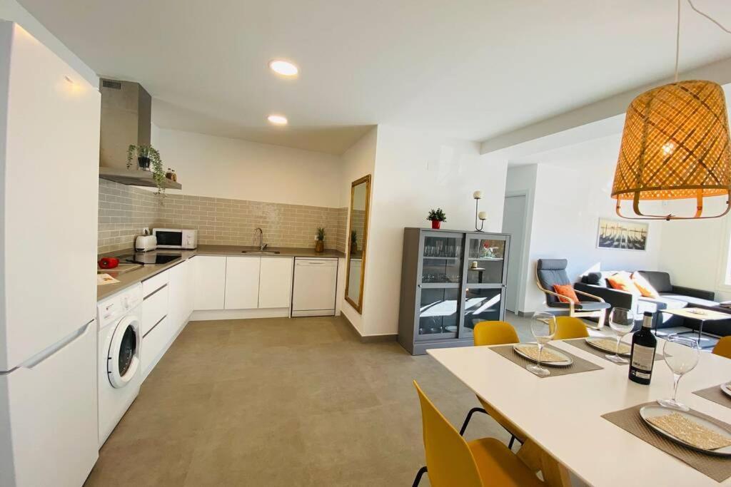 רוזס 70 M2, Apartamento Cerca De La Playa, Apto Minusvalidos. מראה חיצוני תמונה