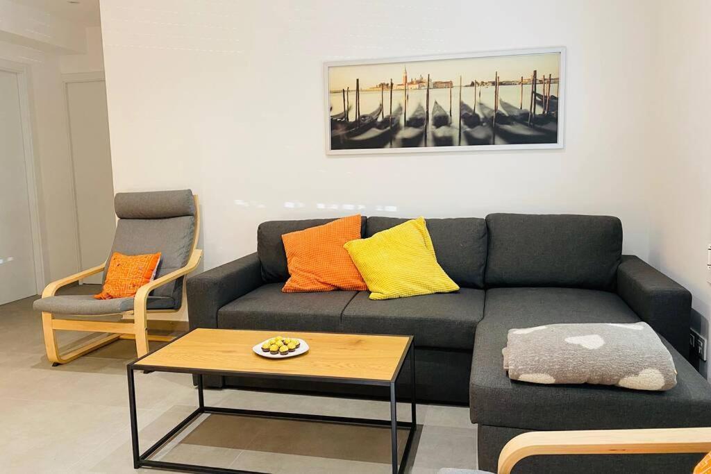 רוזס 70 M2, Apartamento Cerca De La Playa, Apto Minusvalidos. מראה חיצוני תמונה
