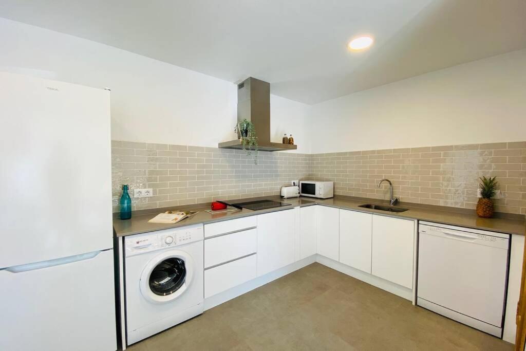 רוזס 70 M2, Apartamento Cerca De La Playa, Apto Minusvalidos. מראה חיצוני תמונה